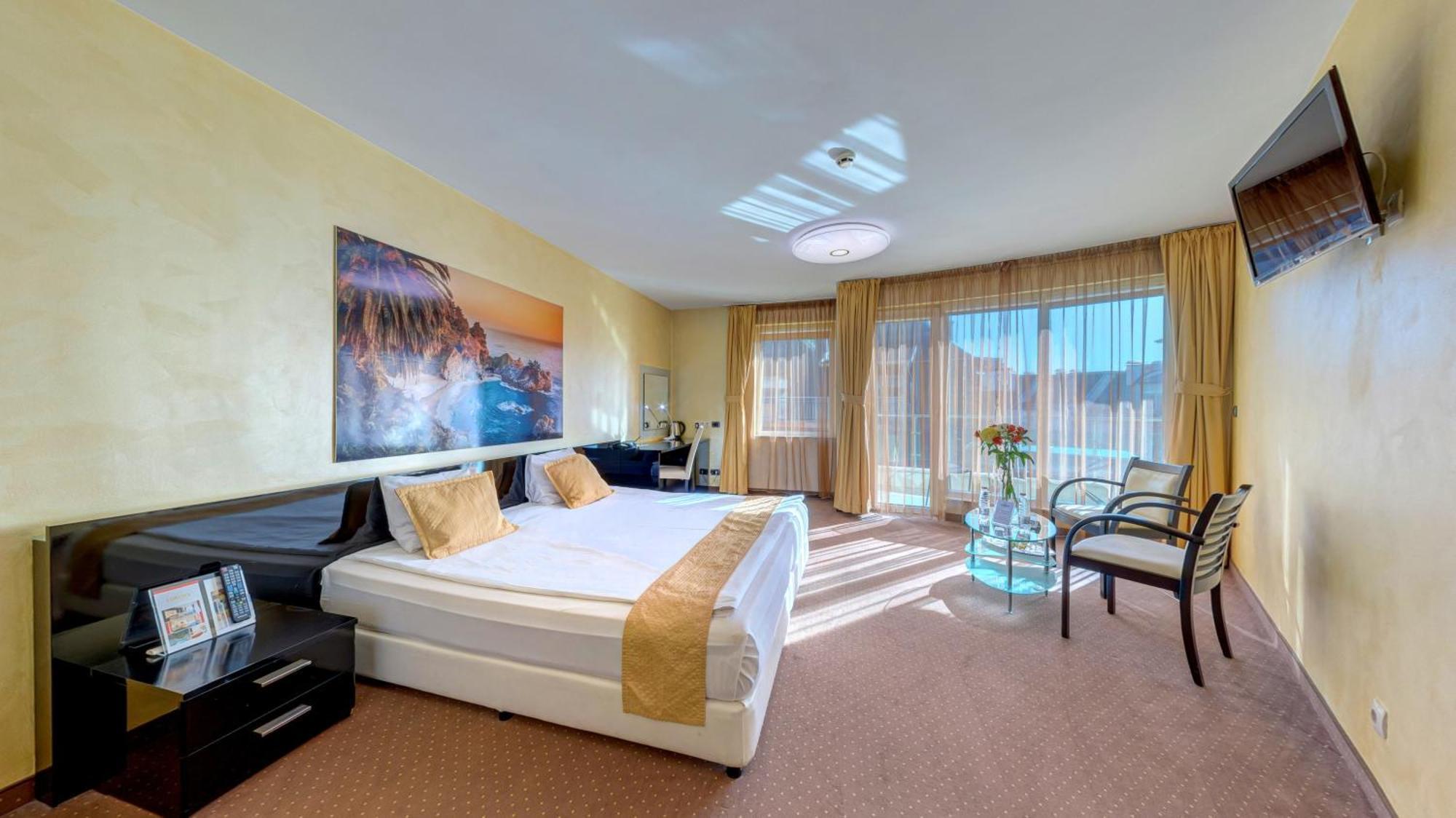 Hotel Europe 4*